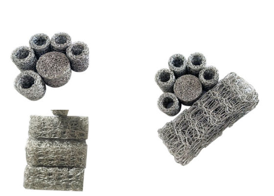 Flexibel 20*60 mm gecomprimeerd gebreid gaas dat uitstekende filtratie en structurele stabiliteit biedt in industriële toepassingen