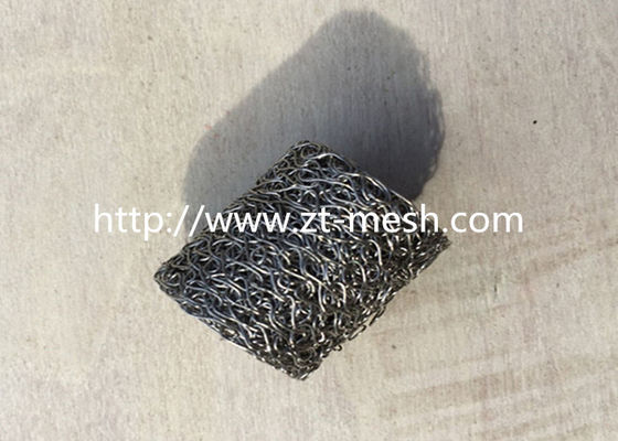 Op maat gemaakte gatgrootte 2*3mm Samengedrukt gebreide maas Uit diameter 5-300mm Of op maat gemaakt