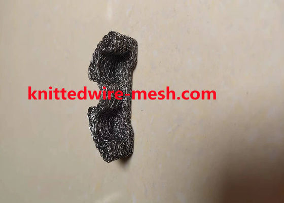 Ronde gatvormige gebreide draadnetfilter in wit voor effectieve filtratie