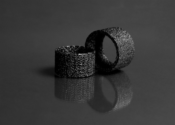 Metaal op hoog niveau Dia 25mm Samengeperste Gebreide Draad Mesh For Automobile
